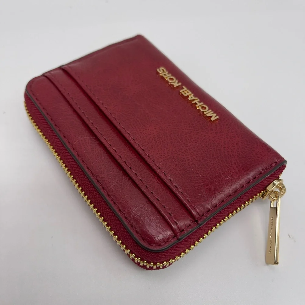 MICHAEL KORS Jet Set Medium Distressed Zip Around Card Case
Cherry 
NWT - Picture 6 of 16